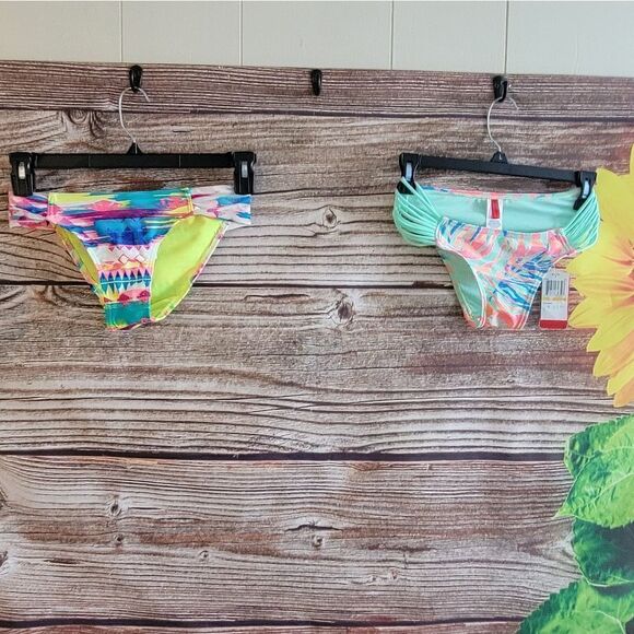 Gossip bikini Bottoms set of ( 2 ) small NWT - Picture 1 of 6